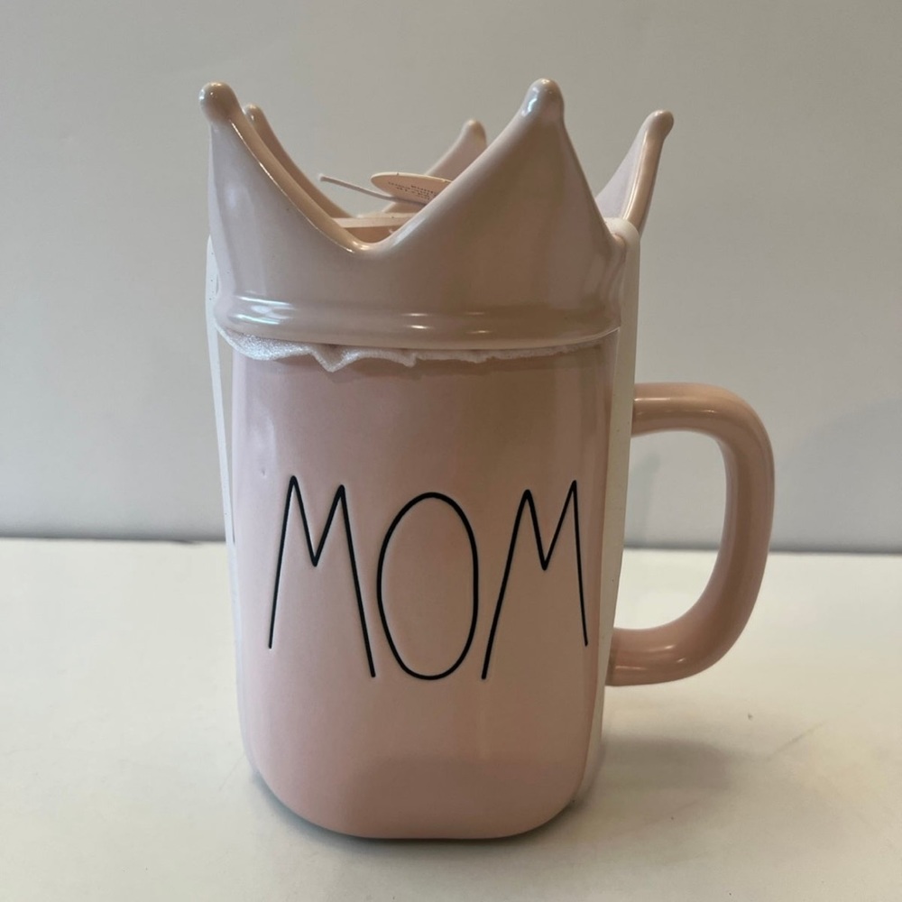 New Rae Dunn Magenta MOM Pink Mug with Crown Topper